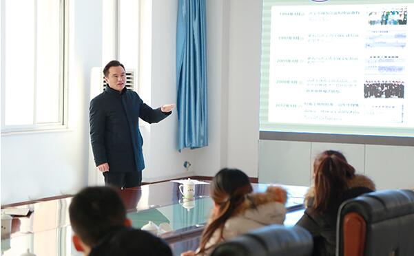 集团人力资源部组织开展2019年新员工入职培训 集团人力资源部组织开展2019年新员工入职培训