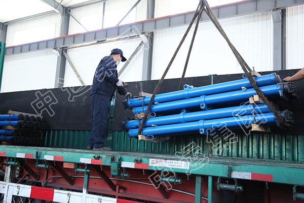 集团一批矿用单体液压支柱发往陕西桐城
