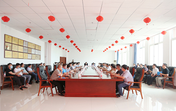 热烈欢迎淄博市装备制造业协会领导莅临集团参观考察