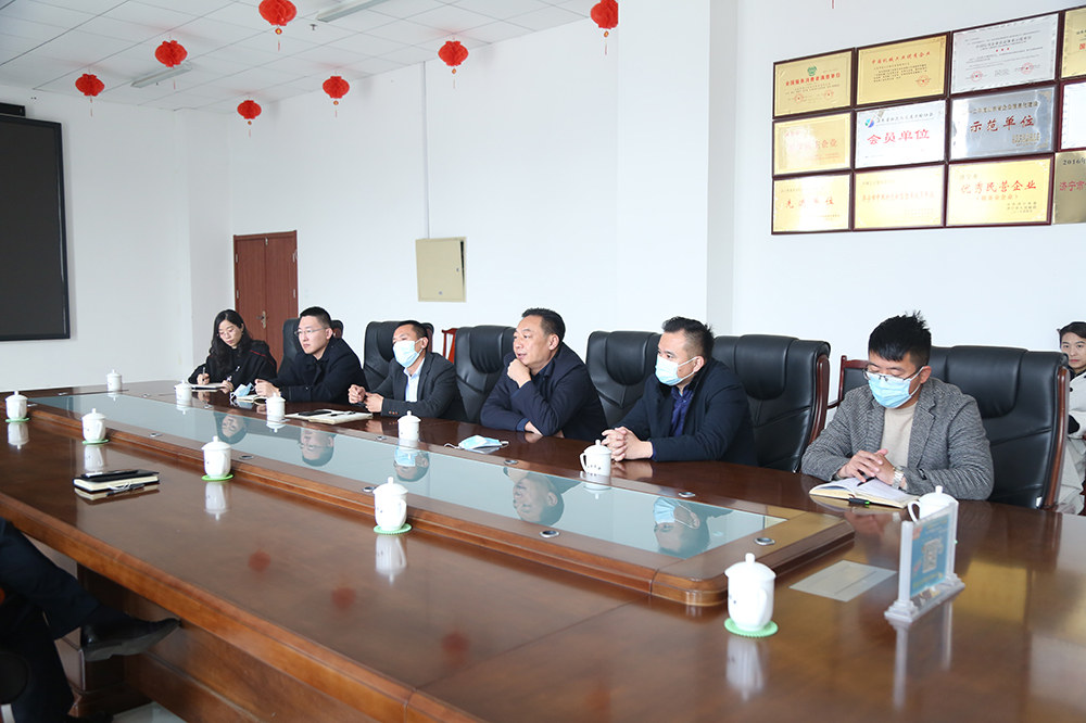 热烈欢迎共青团济宁市委领导莅临集团洽谈合作 热烈欢迎共青团济宁市委领导莅临集团洽谈合作